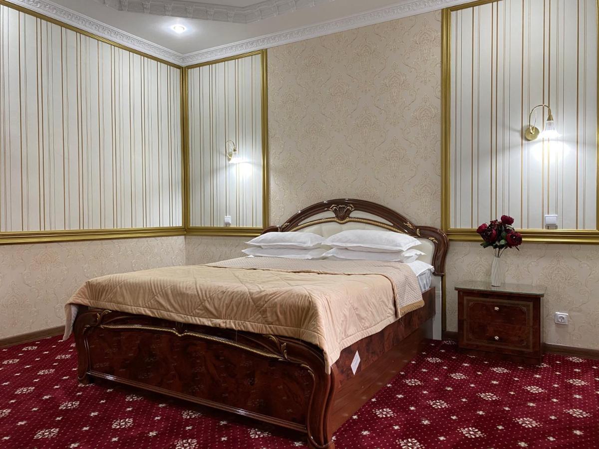 Lion Hotel Αστάνα Εξωτερικό φωτογραφία
