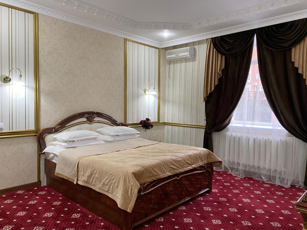 Lion Hotel Αστάνα Εξωτερικό φωτογραφία