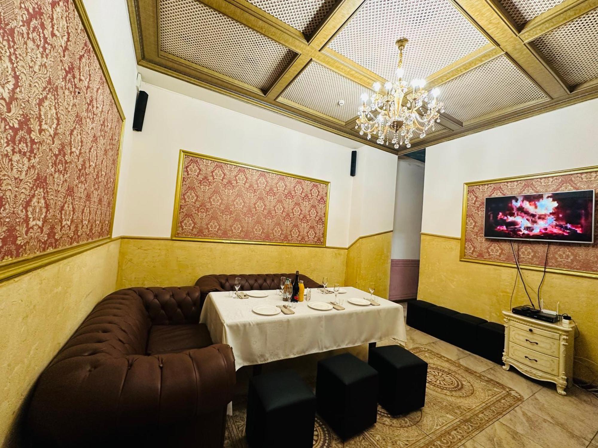 Lion Hotel Αστάνα Εξωτερικό φωτογραφία