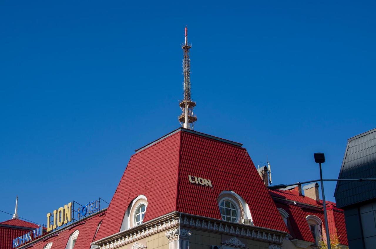 Lion Hotel Αστάνα Εξωτερικό φωτογραφία